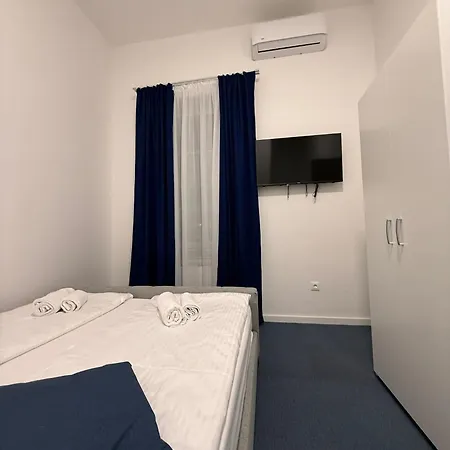 Royal Blue Point Daire