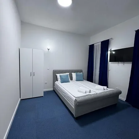 Royal Blue Point Daire *