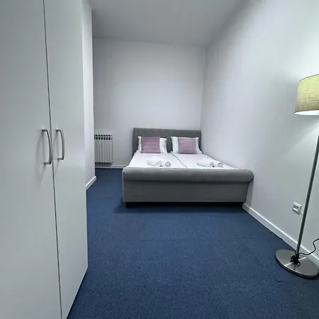 Royal Blue Point Apartman